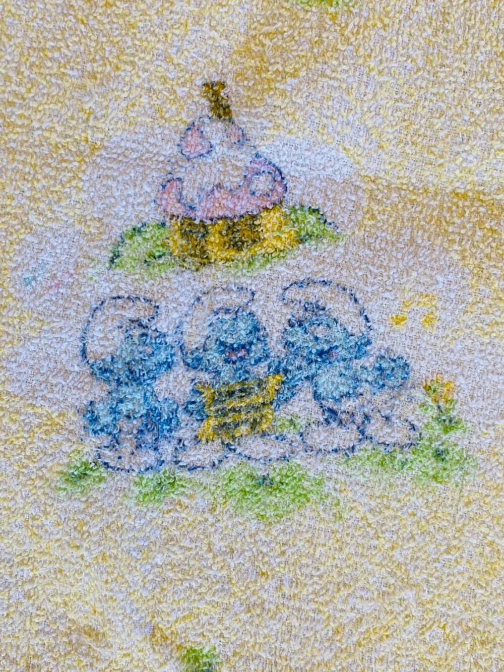 The Smurfs Vintage 1980s baby hooded bath towel 35 X 26 inches terrycloth